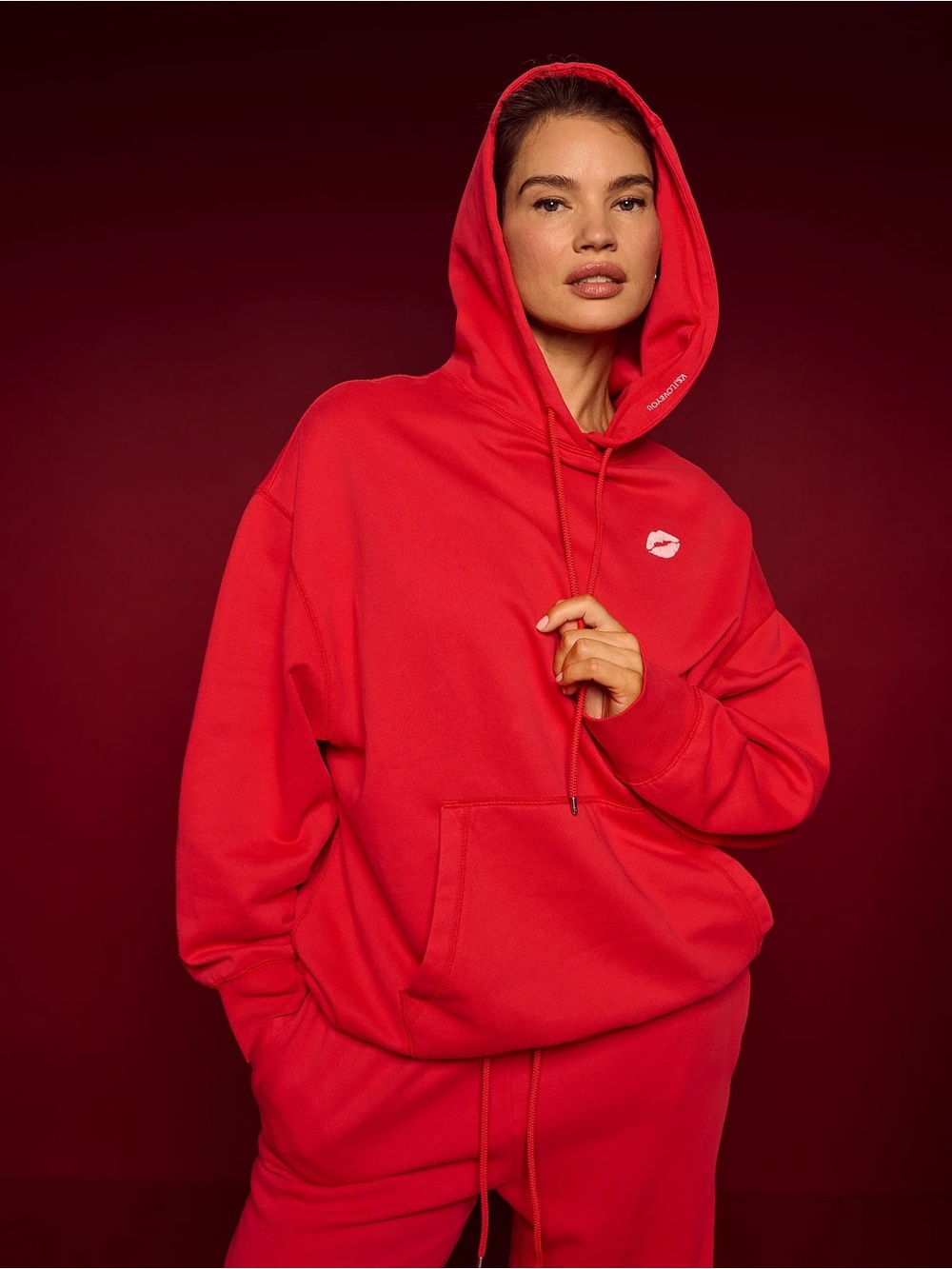NEW VICTORIAS SECRET ICONIC PULLOVER HOODIE LMT EDITION EMBROIDERED LOGO LIPS - Picture 3 of 4
